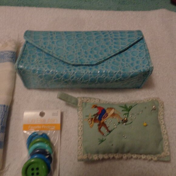 BABY BLUE JEANS BUTTON KITCHEN ORGANIZER MEXICAN PIN CUSH ANKLE BR NECK ETC. LOT - Picture 8 of 14